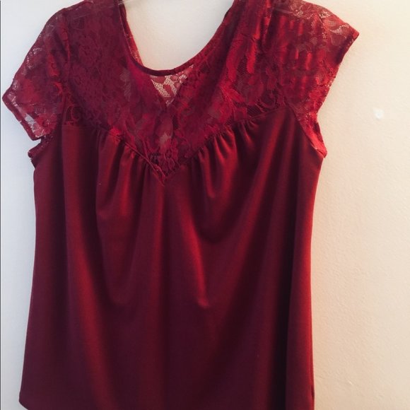 Express Bungurdy Lace Top Sz Medium